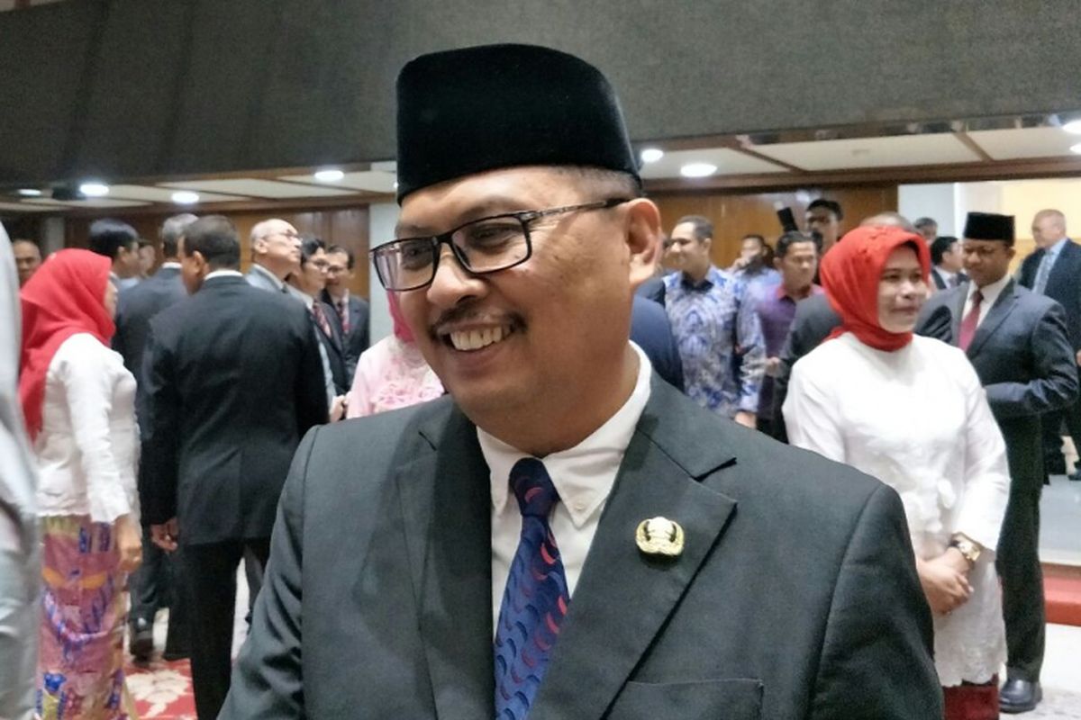 Tri Kurniadi dilantik menjadi Sekretaris BKSP (Badan Kerjasama Pembangunan) Jakarta, Bogor, Depok, Tangerang, Bekasi, dan Cianjur di Balai Kota, Selasa (25/9/2018) setelah sebelumnya distafkan. Tri sebelumnya adalah Wali Kota Jakarta Selatan. 
