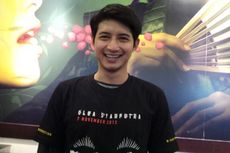 Chand Kelvin Ziarah ke Makam Olga Syahputra