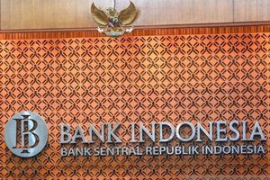 Para Ekonom Proyeksikan BI Rate Bakal Naik Imbas Rupiah Melemah