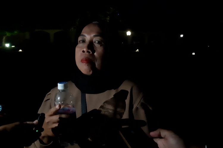 Cerita Warga Berburu Air Jamasan Pusaka Pura Mangkunegaran Solo, Bakal Dipakai Mandi