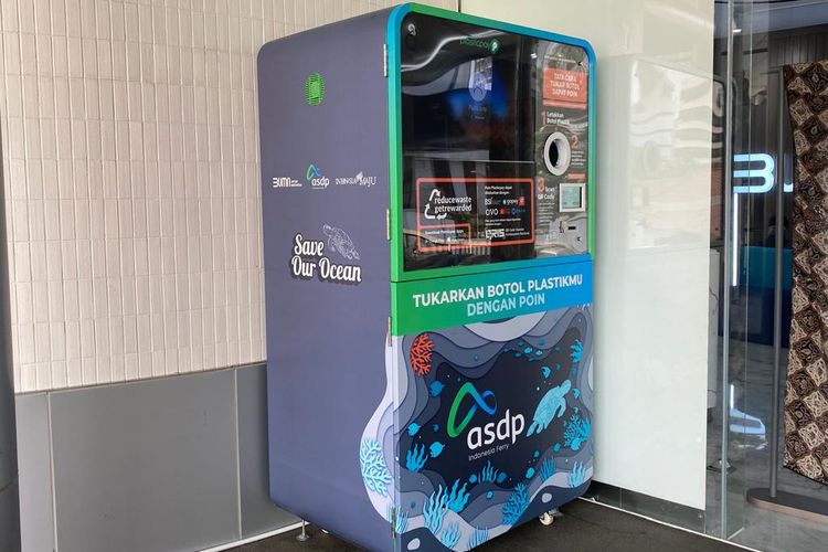 ASDP Kurangi Emisi Karbon 10,2 Ton lewat Reverse Vending Machine (RVM)