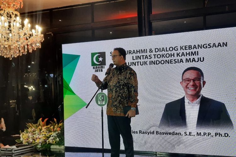 Anies Baswedan saat memberikan pemaparan dalam acara dialog kebangsaan KAHMI Jaya di Ancol, Jakarta Utara, Kamis (16/3/2023).