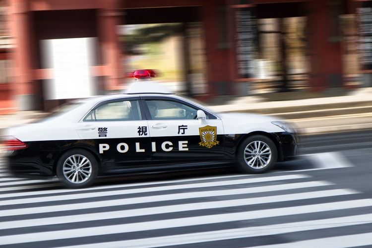 Ilustrasi mobil polisi Jepang.