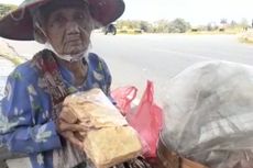 Mbah Riyem: Saya Tak Pernah Minta-minta, Bersyukur Bisa Jualan Kerupuk