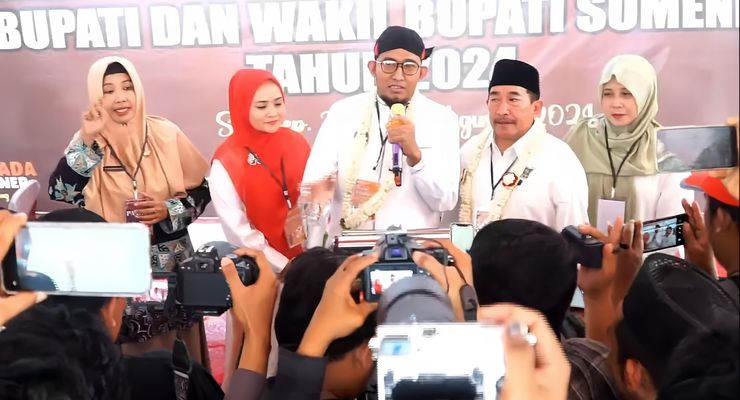 Diawali Doa Bersama di Makam Raja-raja, Fauzi-Imam Daftar ke KPU Sumenep dengan Koalisi 10 Partai Politik