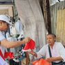 Susuri Kota Ambon, Pj Gubernur Maluku Bagi 6.300 Bendera Merah Putih