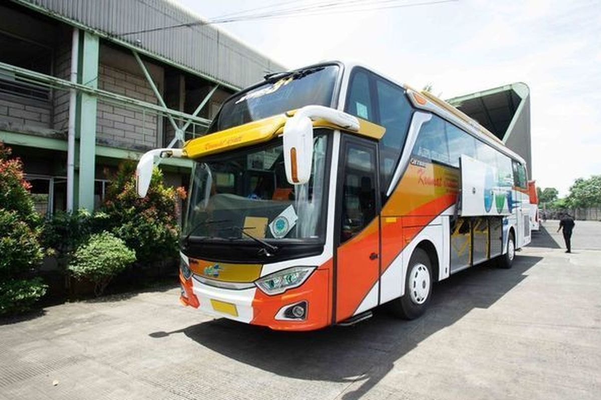 Bus Kramat Djati