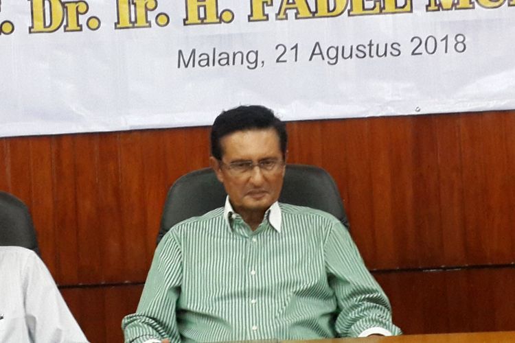 Politisi Partai Golkar, Fadel Muhammad saat konferensi pers jelang pengukuhan gelar guru besar di Universitas Brawijaya, Kota Malang, Selasa (21/8/2018).