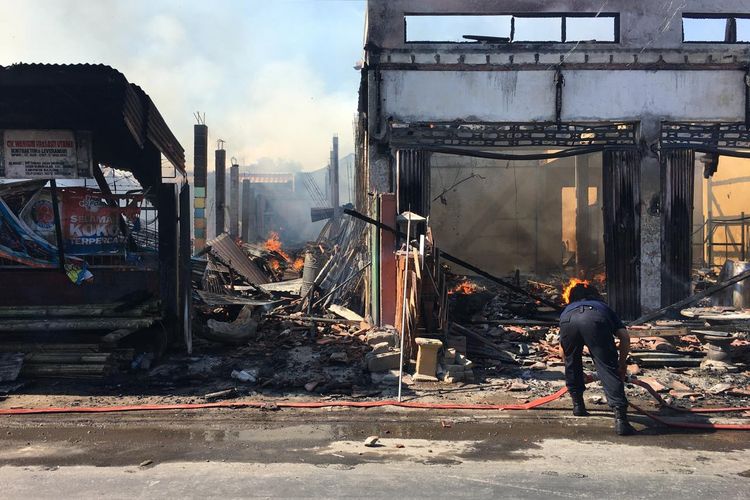 Diduga Gara-gara Warisan, Pria di Buleleng Bakar Toko Kakaknya. 