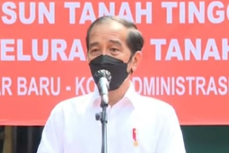 Indonesia's President Joko Widodo speaks during a press conference after visiting a vaccination center in Tanah Tinggi low-cost apartment in Central Jakarta on Monday, June 14, 2021. 