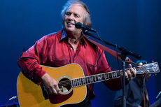 Lirik dan Chord Lagu Till Tomorrow - Don McLean