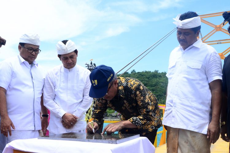 Peresmian kembali Jembatan Kuning yang sempat Rubuh dan menelan korban jiwa 