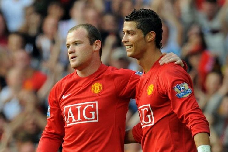 Wayne Rooney dan Cristiano Ronaldo saat bermain untuk Manchester United.