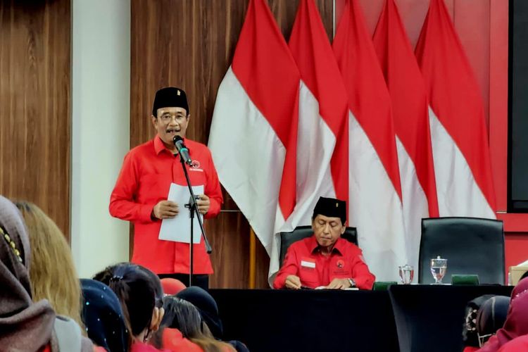 Ketua DPP PDI-P Djarot Saiful Hidayat di Sekolah Partai PDI-P, Lenteng Agung, Jakarta, Jumat (10/6/2022).