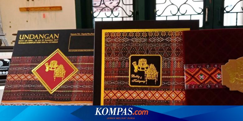 Undangan Adat Kahiyang Bobby Berbalut Motif Ulos Khusus