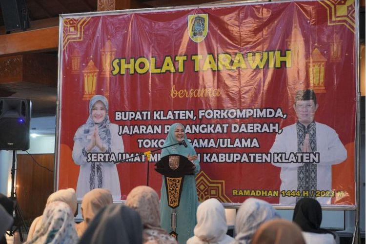 Bupati Klaten Sri Mulyani saat memberikan sambutan. 

