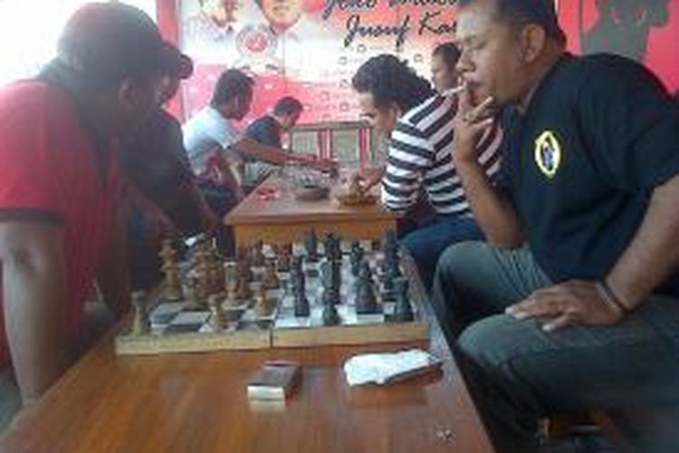 Suasana di markas pemenangan Jokowi-JK Kabupaten Semarang di Jl Brigjend Katamso, Ungaran, Kamis (21/8/2014) siang.  