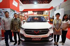 Wuling Pamerkan Almaz di Festival Imlek Nasional 2019