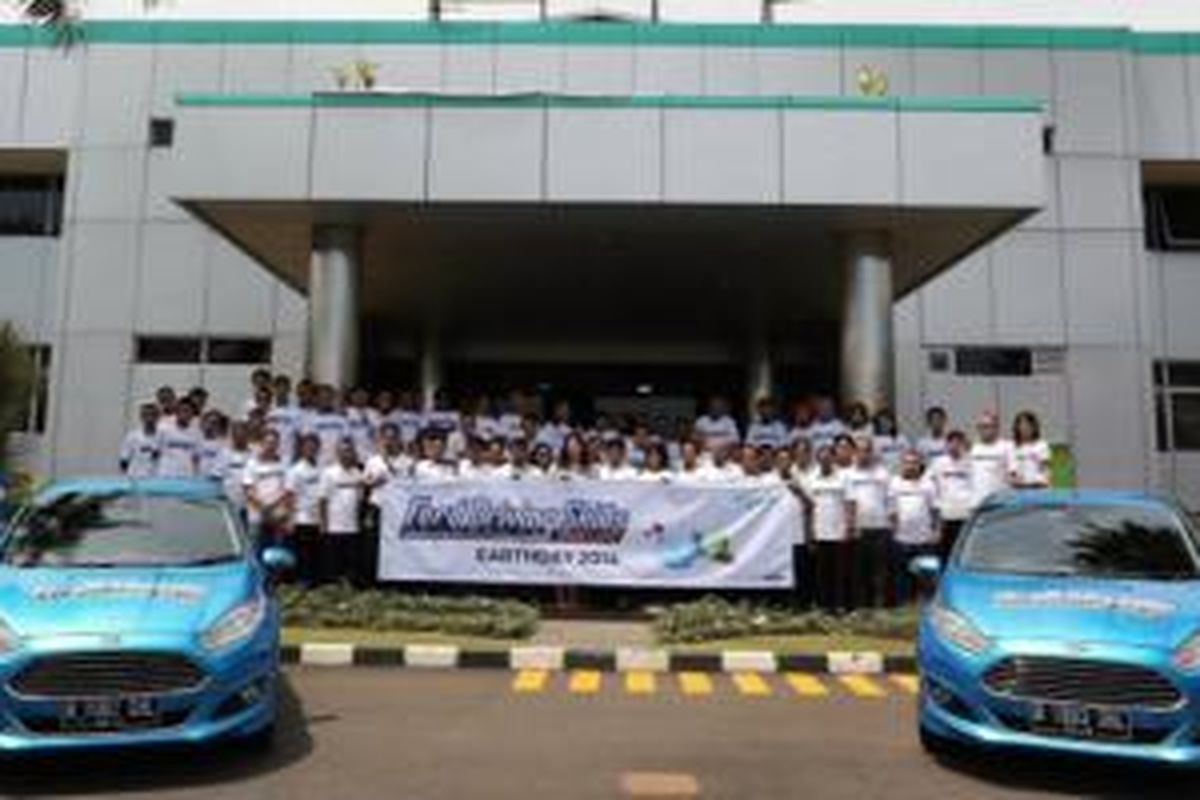 Ford Driving Skills for Life bersama Schneider Electric di Kawasan Industri Jakarta Timur (EJIP), Cikarang, Selasa (22/4/2014). 