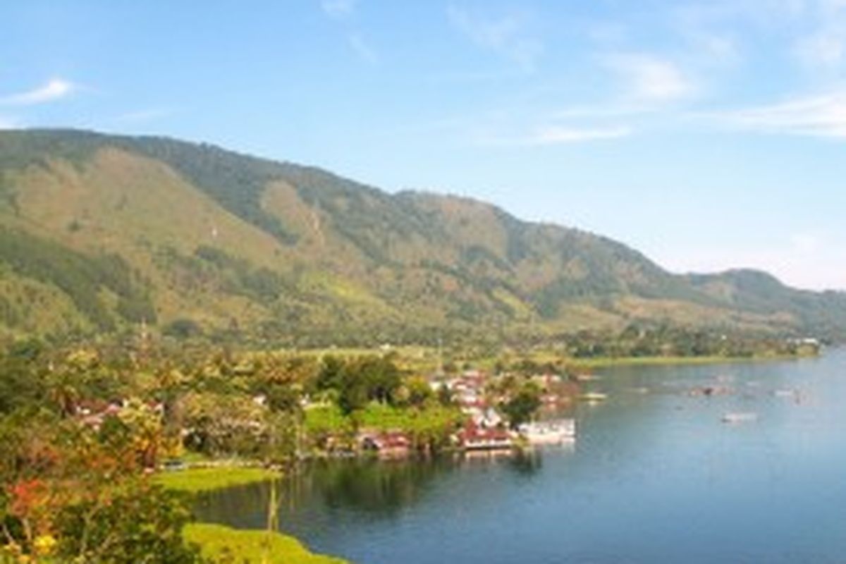 Danau Toba dan Pulau Samosir.