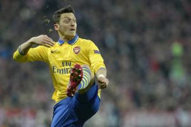 Gelandang Arsenal, Mesut Oezil.