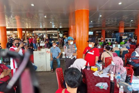 2.389 Pedagang Pasar di Padang Sudah Divaksin, Diminta Tetap Patuhi Prokes