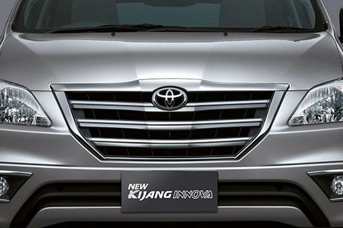 MPV Diesel Toyota Kijang Innova 