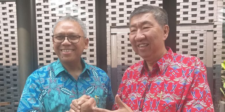 Calon Ketua Umum (Caketum) DPP REI periode 2019-2022, Totok Lusida, bersama Ketua DPD REI DKI Jakarta Amran Nukman.

 