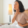 7 Penyebab Radang Tenggorokan dan Cara Mengatasinya 