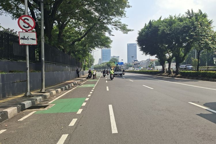 Jelang Demo Mahasiswa di DPR Siang Ini, Arus Lalin Jalan Gatot Subroto Lancar