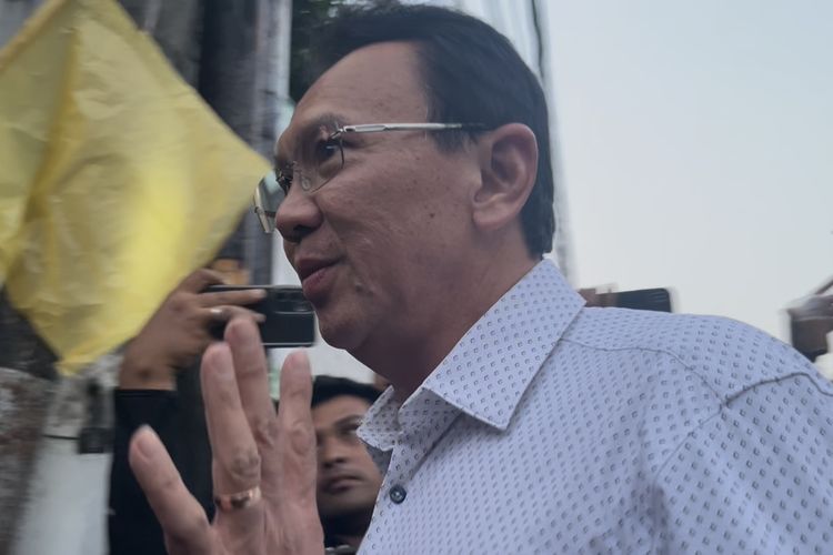 Pelayat Berdatangan ke Rumah Duka Suami Najwa Shihab, Ada Anies hingga Ahok