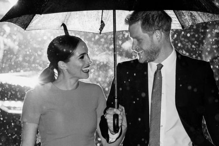 Foto : 3 Sumber Penghasilan Pangeran Harry dan Meghan Markle Setelah