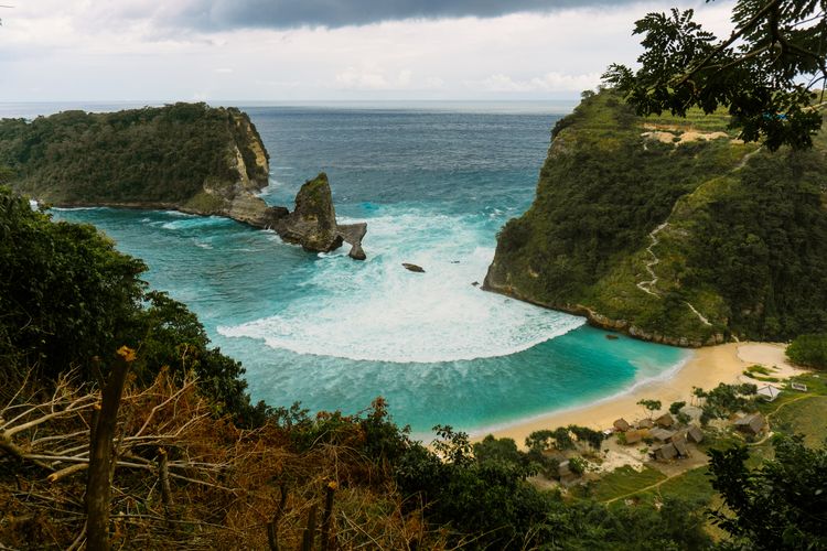 Panduan Wisata ke Pantai Pandawa Bali, Cek Tiket Masuk 2026 dan Fasilitasnya