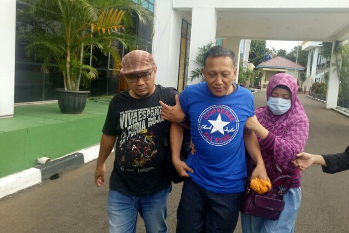 Seorang sopir yang bernama Yanuardi (47) mengalami luka lebam disekujur tubuhnya diduga akibat dianiaya oleh majikannya, LW. Yuniardi pun melaporkan kejadian yang dialaminya ke Polres Tangerang Selatan, Kamis (5/3/2020).