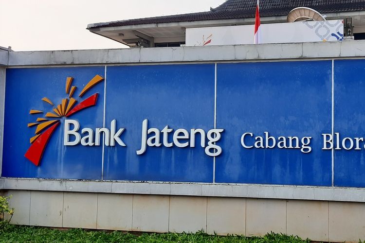 Kode Bank Jateng atau kode Bank BPD Jateng diperlukan untuk keperluan transfer antarbank, misalnya dari rekening BRI ke Bank Jateng, maka nasabah perlu menginput lebih dulu kode transfer Bank Jateng.