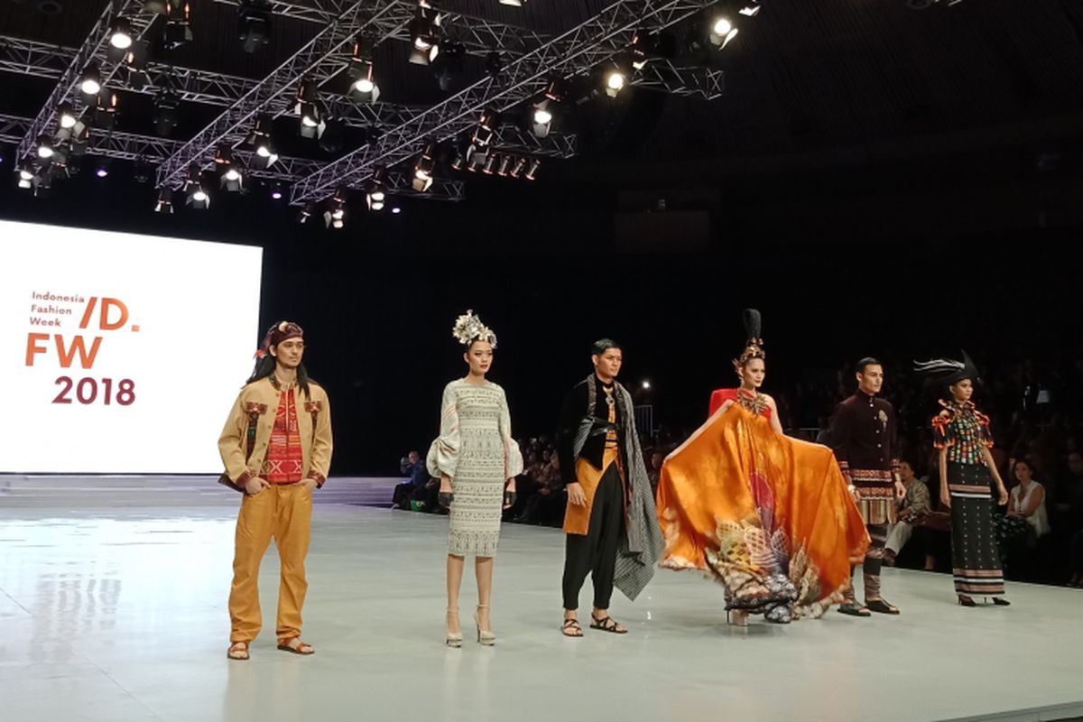 Acara pembukaan Indonesia Fashion Week 2018, Rabu (28/3/2018).