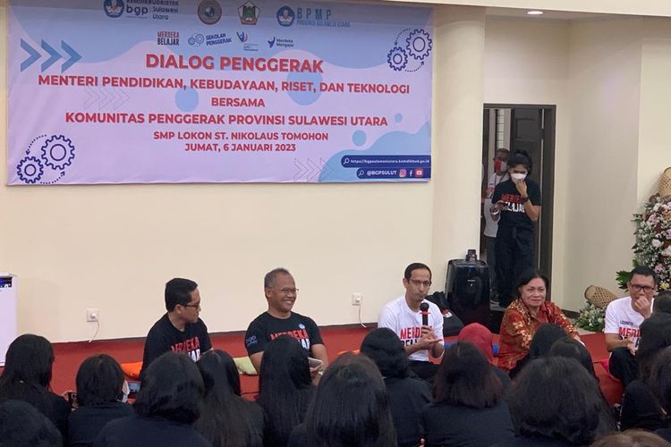 Mendikbud Ristek Nadiem Makarim mengunjungi Provinsi Sulawesi Utara untuk meninjau transformasi pendidikan di Kota Tomohon dan Kabupaten Minahasa, pada Jumat (6/1/2023).