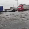 Banjir Rob Sayung Demak Kian Parah, Sepeda Motor Tak Berani Melintas 