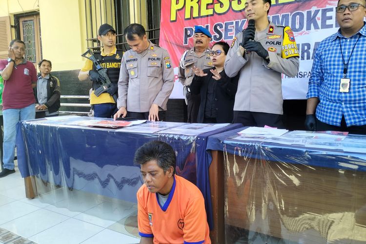 Zainudin, pria Surabaya tipu pengusaha Jepara saat di Mapolsek Simokerto