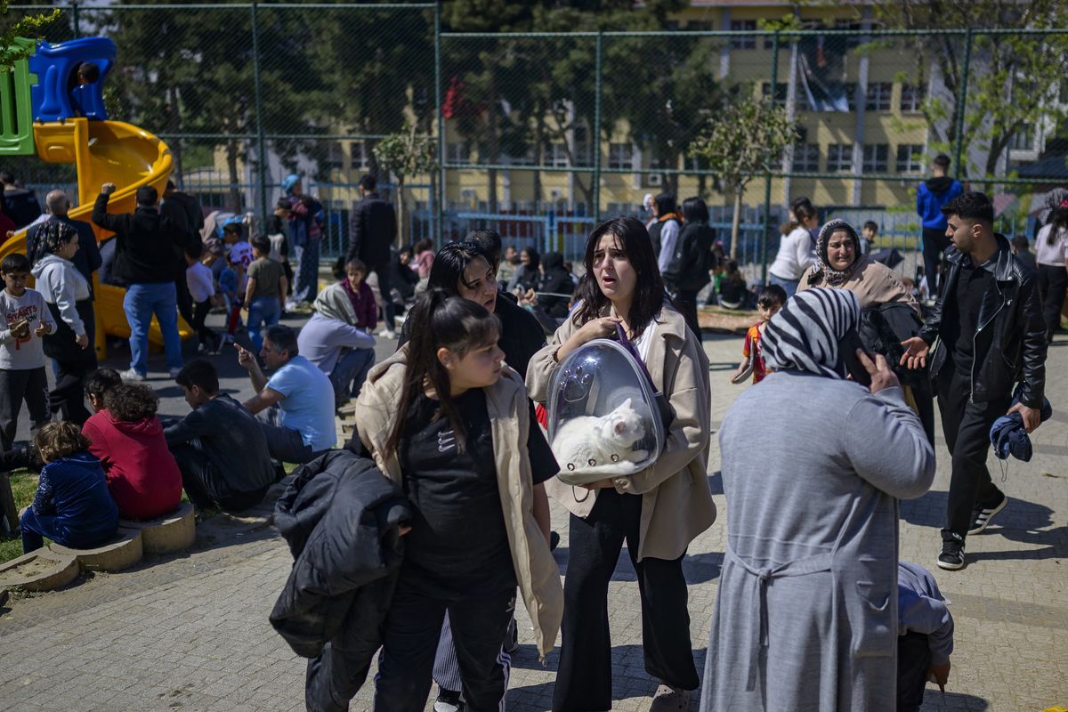 Korban Luka Gempa Turkiye 236 Orang, Warga Teringat Bencana 2023