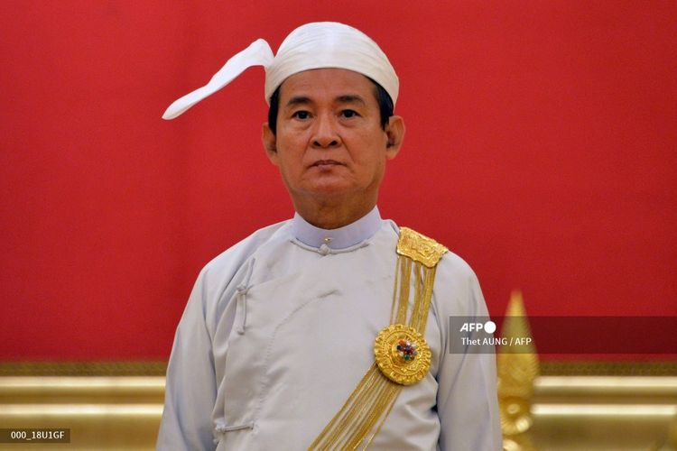 Presiden Myanmar Win Myint meresmikan upacara untuk diplomat asing baru di istana presiden di ibu kota Naypyidaw pada 4 September 2018. 