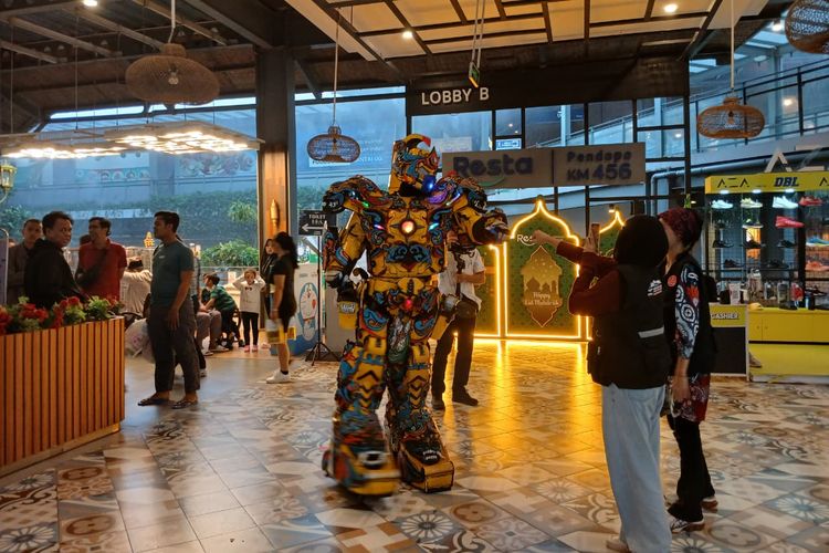 Pemudik Bisa Nikmati Ragam Kuliner Khas Semarang-Solo di Resta Pendopo