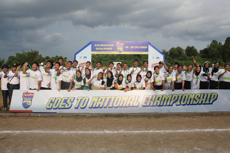 Sebanyak 32 pelajar putra dan putri tingkat SMA berstatus juara dan runner-up Energen Champion SAC Indonesia 2022 - Kalimantan Qualifiers yang akan bersaing pada National Championship di Jakarta pada 9-11 Desember 2022. 