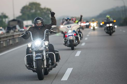 Virus Corona dan Budaya Tos Serta Pelukan Anak Motor