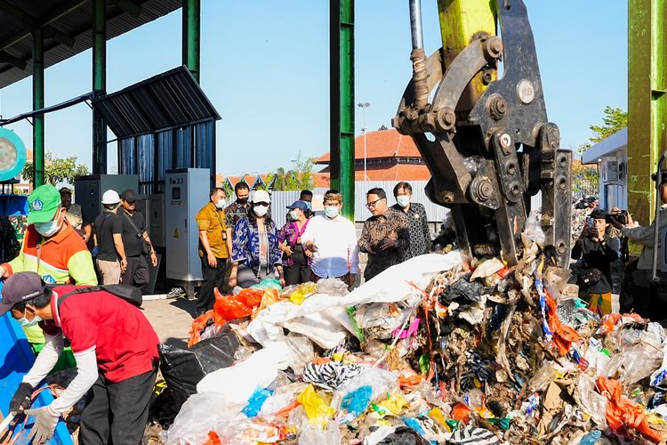 Mesin Pengolah Sampah RDF di Badung Diuji Coba, Kapasitas Ditargetkan 300 Ton per Hari