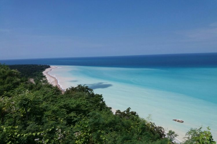 Indahnya Pemandangan Gunung Dan Pantai Selatan Pulau Timor Halaman All Kompas Com