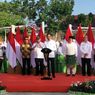 Jokowi Resmikan Renovasi Gedung MTSn 3 Pekanbaru, Berswafoto dengan Murid, Lalu Tanam Kelengkeng