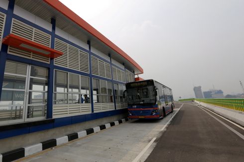 PT Transjakarta Ajukan Izin Pembangunan Lift di Koridor 13 