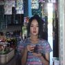 Potret Intan Rose, Penjaga Warung Kopi, Viral karena Mirip Anya Geraldine