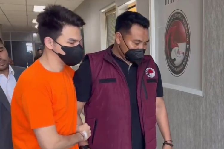 Dari Kasus Jonathan Frizzy, Dokter Peringatkan Ancaman Rokok Zombie